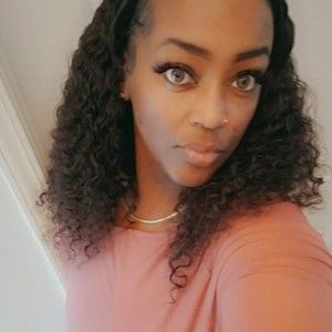 Meet your Posher, Natara